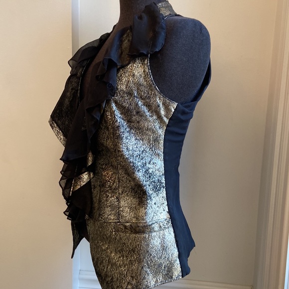 Royal Underground Leather Vest - Picture 2 of 16